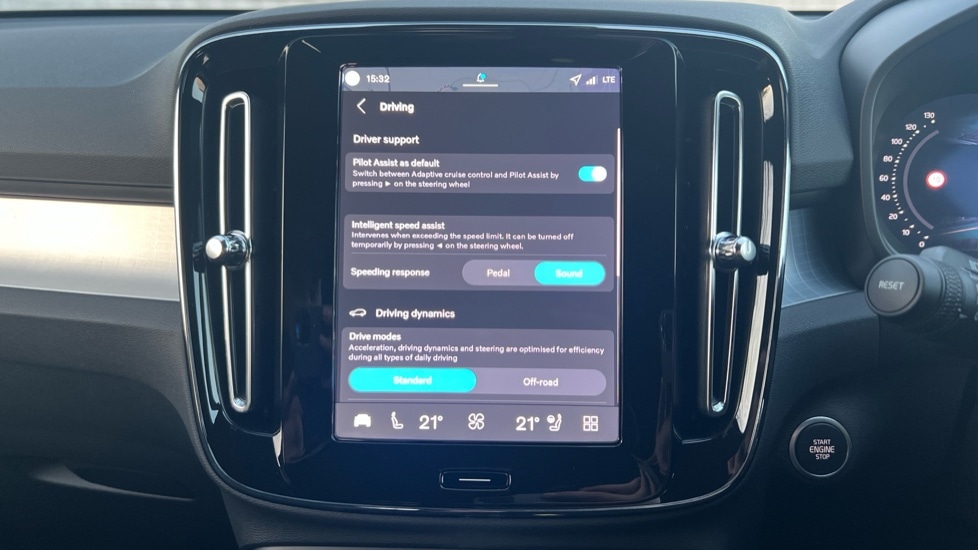 Used Volvo XC40 2025 for sale - 76894788: Photo 41