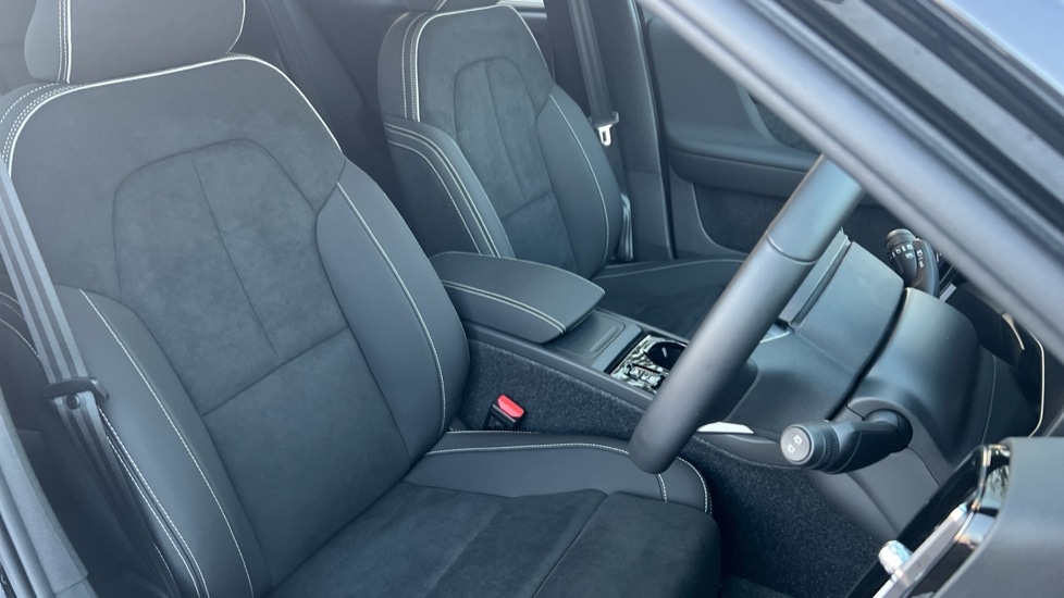 Used Volvo XC40 2025 for sale - 76894788: Photo 9