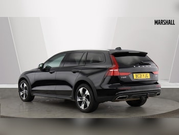Used Volvo V60 2021 for sale - 76297353: Photo
