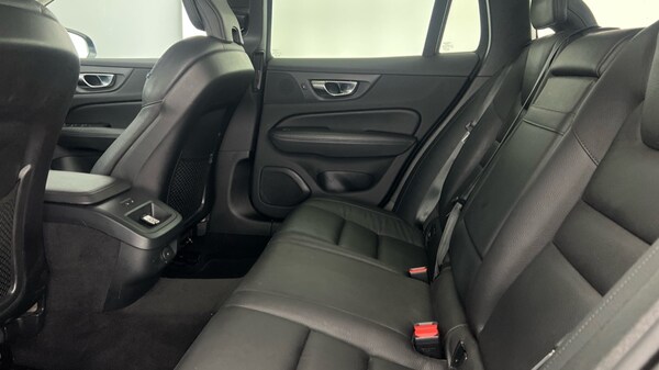 Used Volvo V60 2021 for sale - 76297353: Photo 7