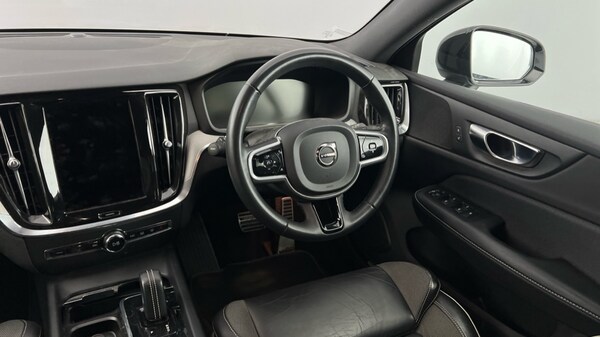 Used Volvo V60 2021 for sale - 76297502: Photo 8
