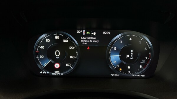 Used Volvo V60 2021 for sale - 76297502: Photo 9