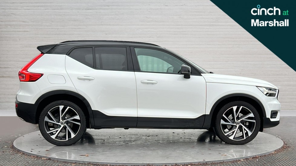 Used Volvo XC40 2020 for sale - 76766116: Photo 2