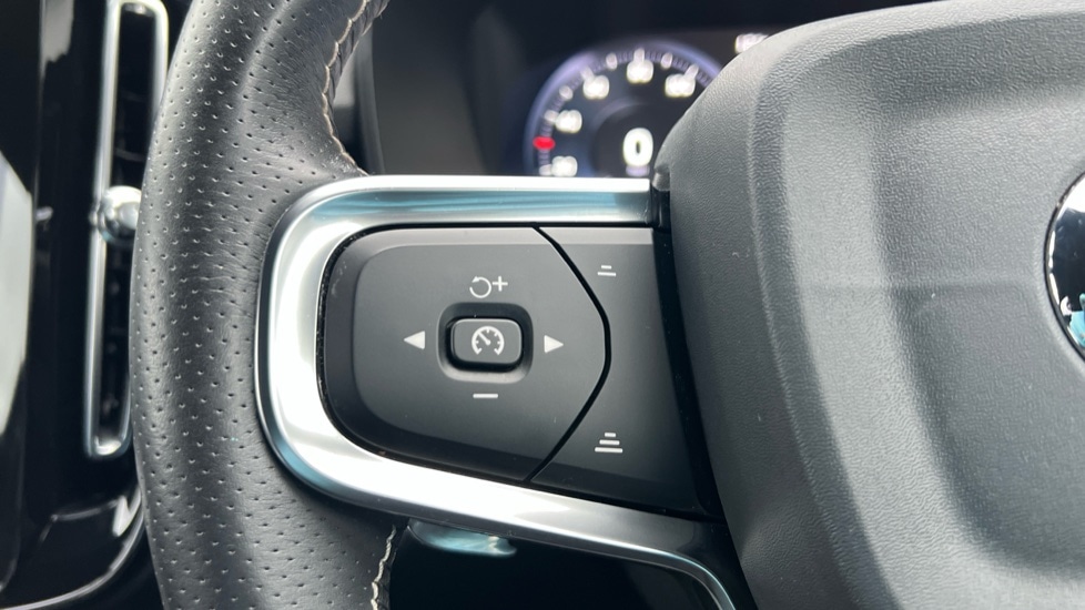 Used Volvo XC40 2020 for sale - 76766116: Photo 23