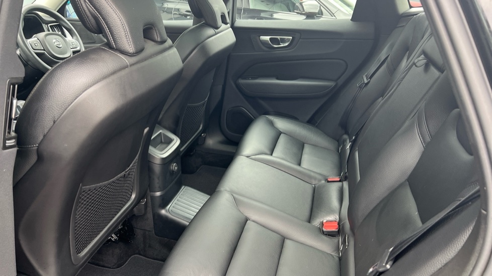 Used Volvo XC60 2021 for sale - 76458978: Photo 10