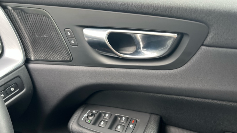 Used Volvo XC60 2021 for sale - 76458978: Photo 15