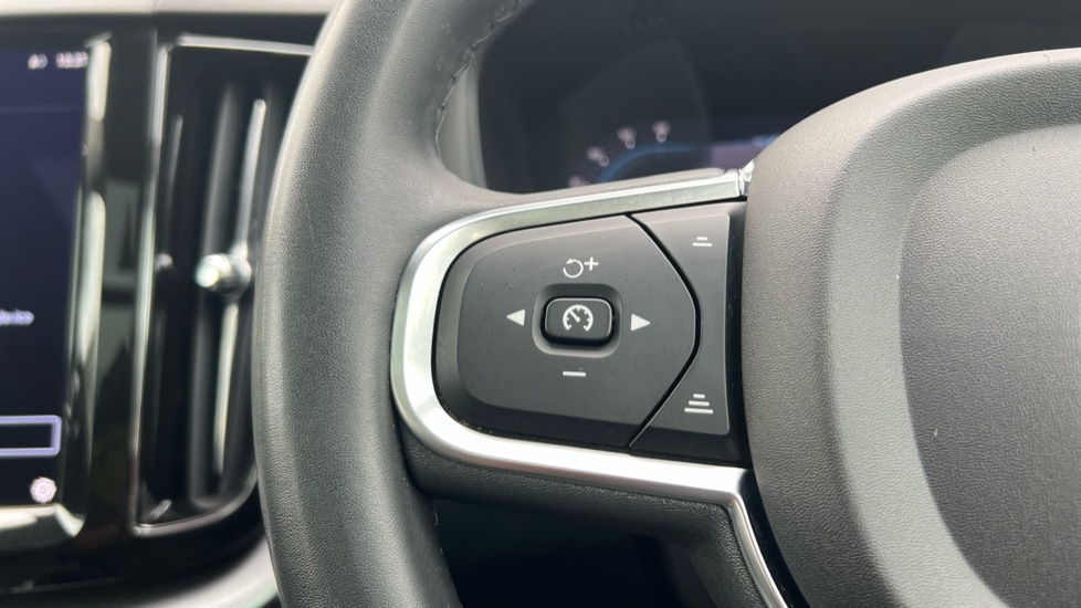 Used Volvo XC60 2021 for sale - 76458978: Photo 18