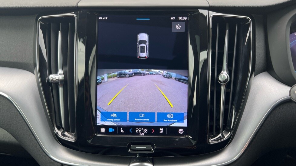 Used Volvo XC60 2021 for sale - 76458978: Photo 37