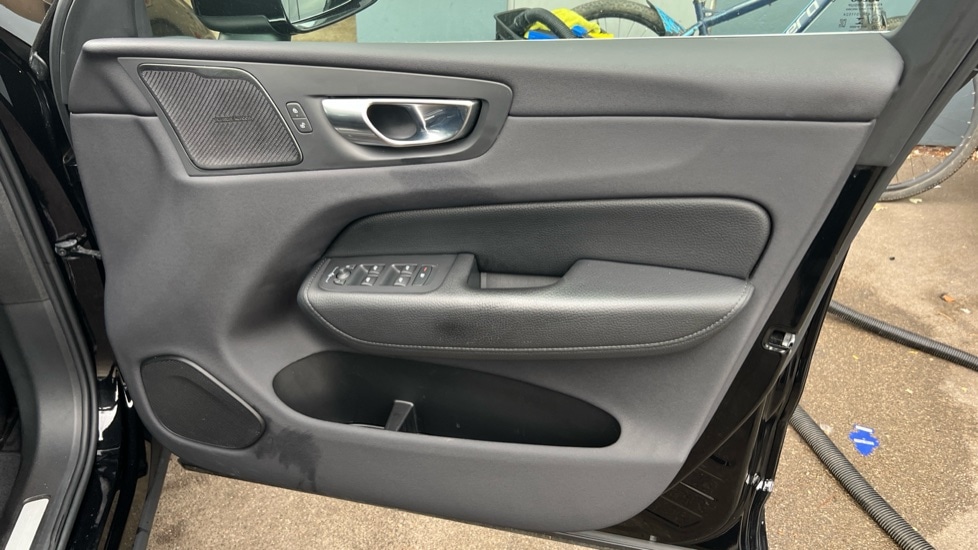 Used Volvo XC60 2021 for sale - 76458978: Photo 45