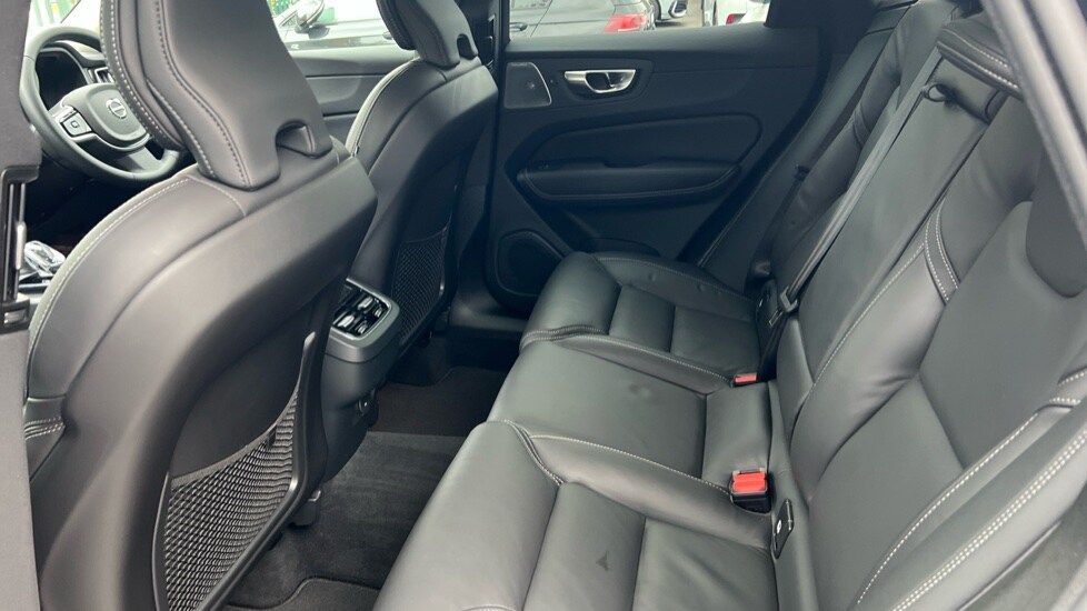 Used Volvo XC60 2025 for sale - 76563695: Photo 10