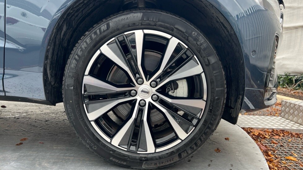 Used Volvo XC60 2025 for sale - 76563695: Photo 16