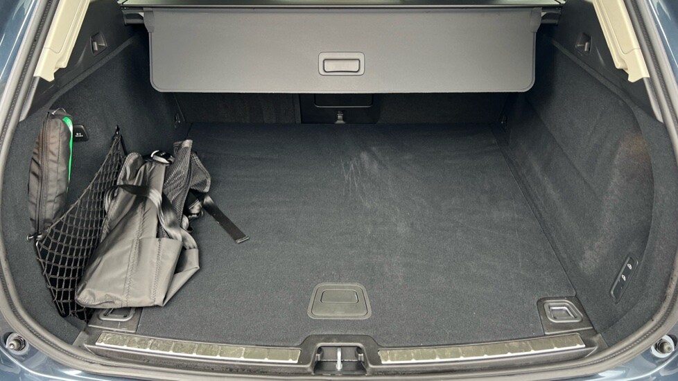 Used Volvo XC60 2025 for sale - 76563695: Photo 17