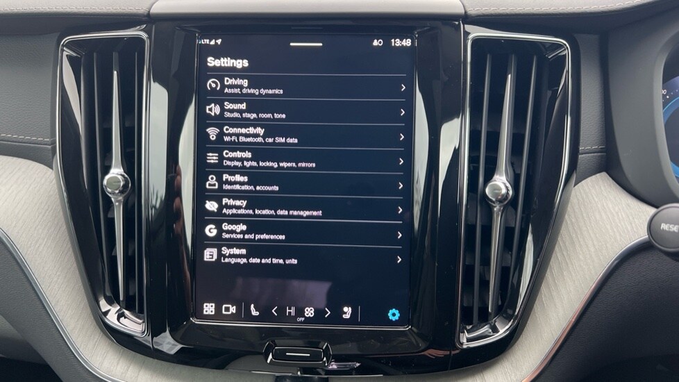 Used Volvo XC60 2025 for sale - 76563695: Photo 40