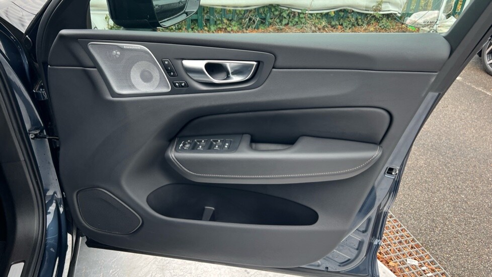Used Volvo XC60 2025 for sale - 76563695: Photo 51