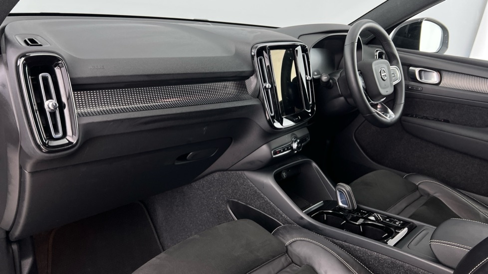 Used Volvo XC40 2021 for sale - 76589893: Photo 6