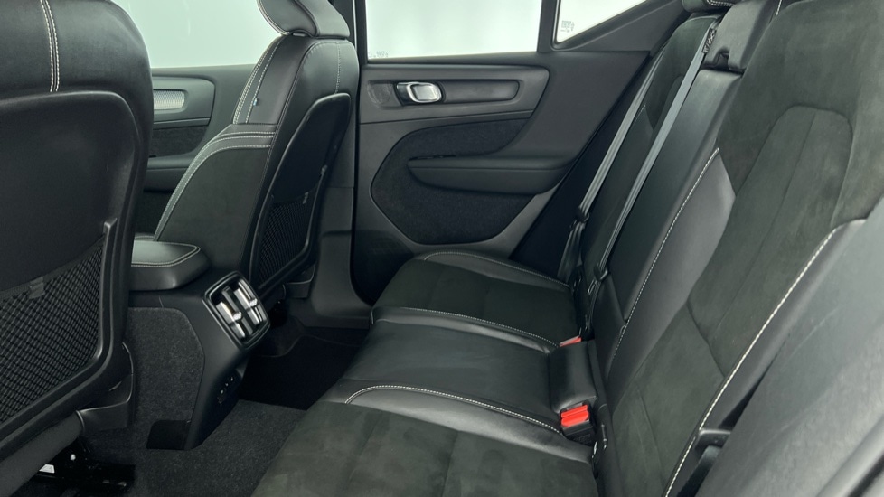 Used Volvo XC40 2021 for sale - 76589893: Photo 7