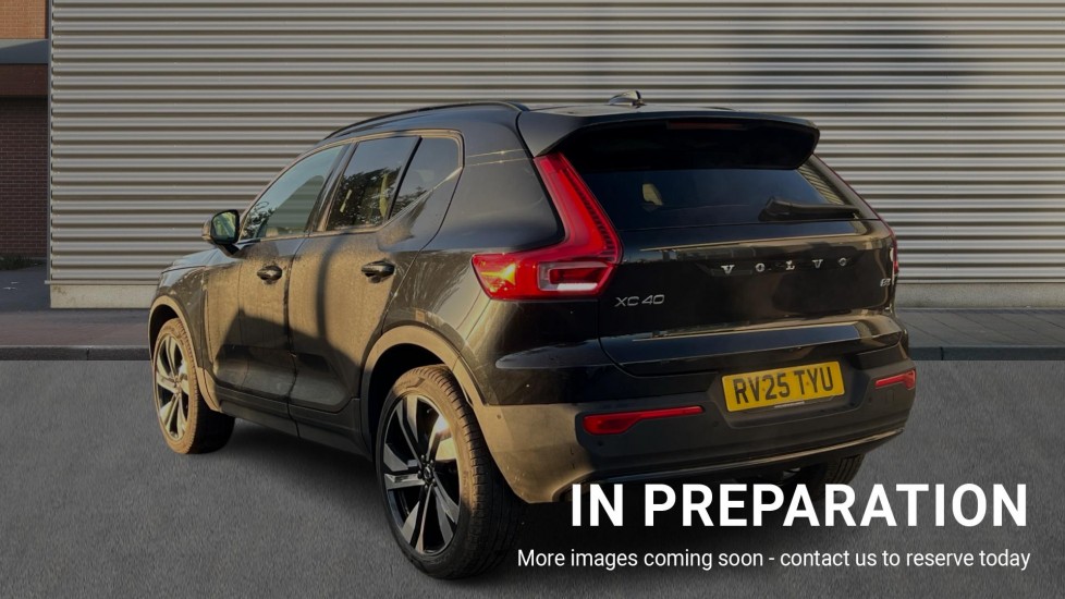 Used Volvo XC40 2025 for sale - 76684226: Photo 2