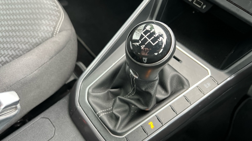 Used Volkswagen Polo 2020 for sale - 77021901: Photo 30