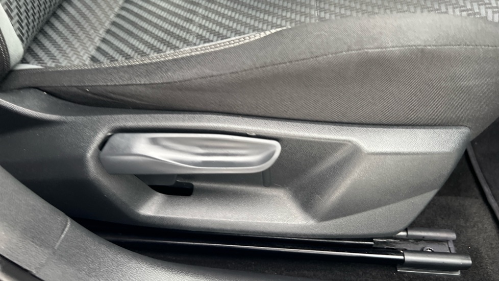 Used Volkswagen Polo 2020 for sale - 77021901: Photo 42