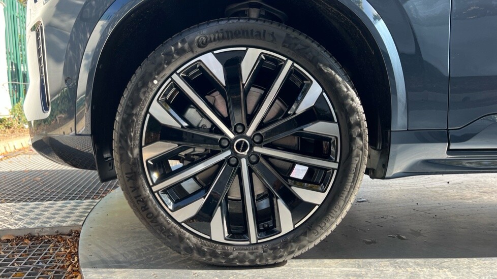 Used Volvo XC90 2025 for sale - 76112048: Photo 25