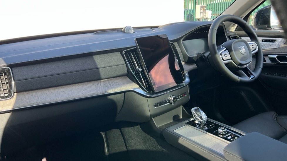 Used Volvo XC90 2025 for sale - 76112048: Photo 4