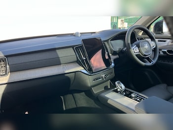Used Volvo XC90 2025 for sale - 76112048: Photo 4