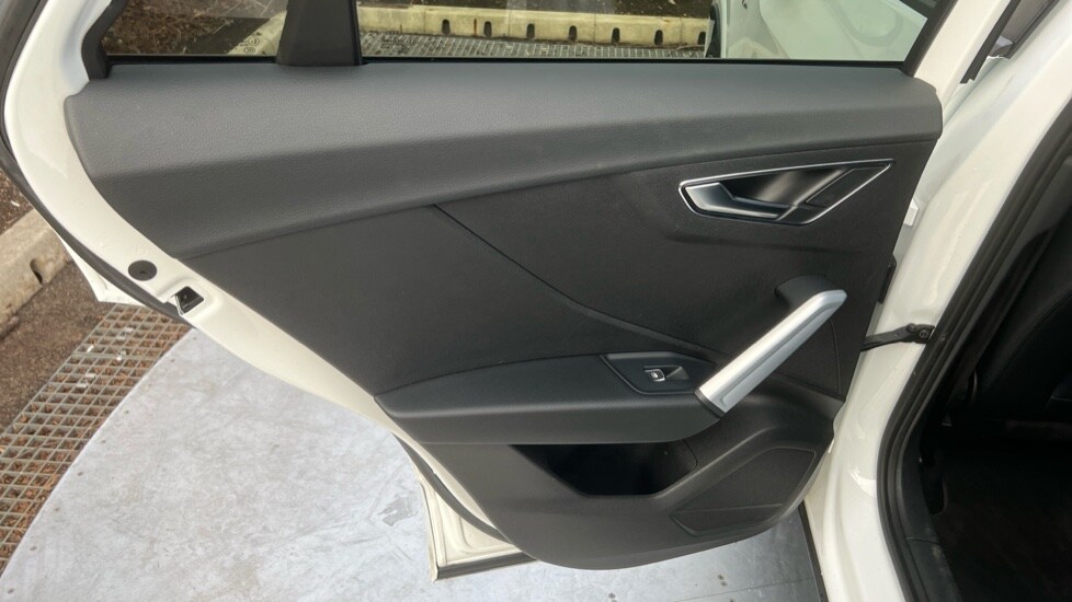 Used Audi Q2 2021 for sale - 76647926: Photo 37