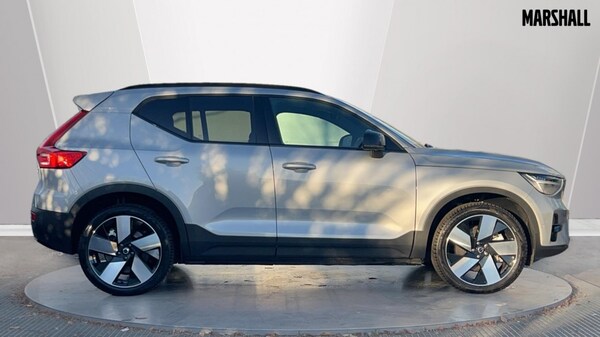 Used Volvo XC40 2024 for sale - 75472809: Photo 3