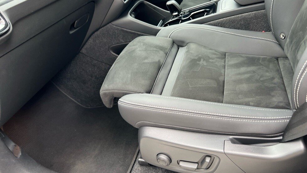 Used Volvo XC40 2023 for sale - 76241737: Photo 31