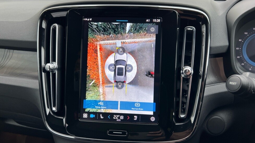 Used Volvo XC40 2023 for sale - 76241737: Photo 36