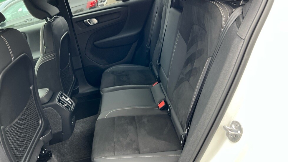 Used Volvo XC40 2023 for sale - 76241737: Photo 37