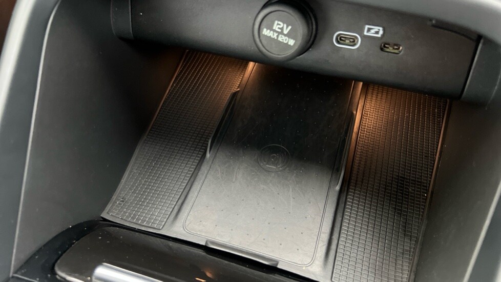 Used Volvo XC40 2023 for sale - 76241737: Photo 56