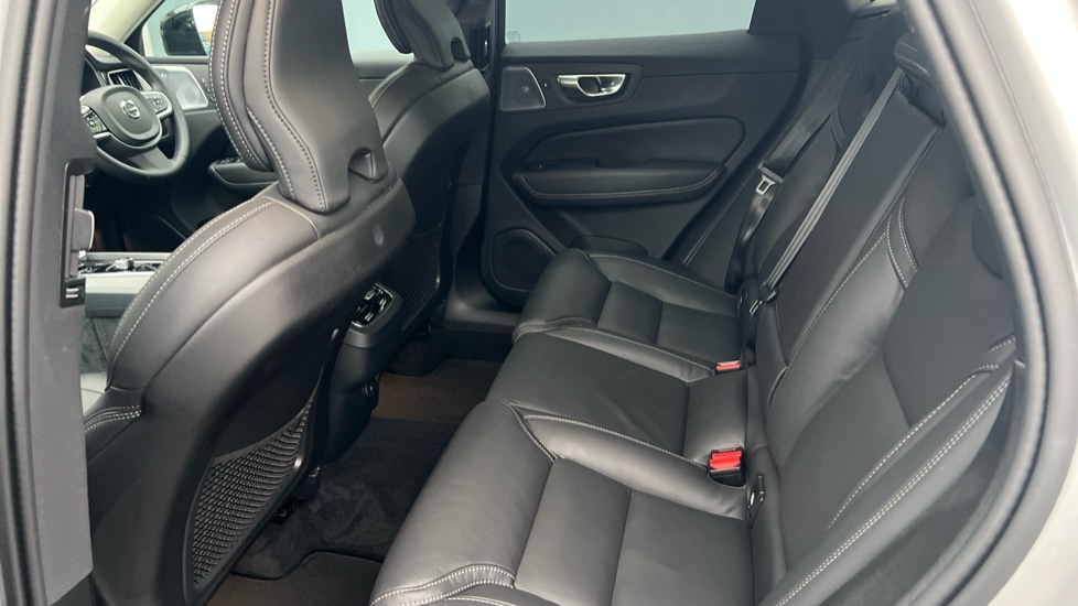 Used Volvo XC60 2025 for sale - 76914911: Photo 10