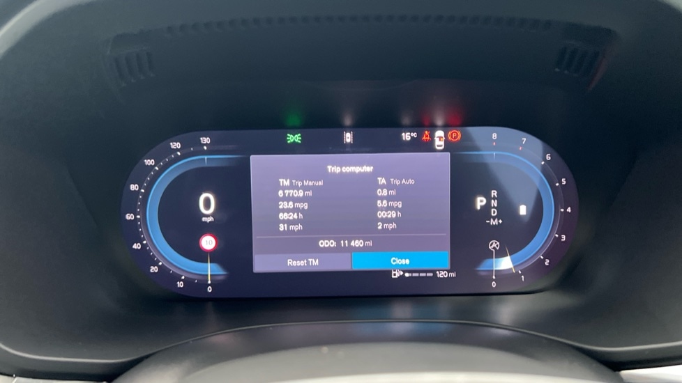 Used Volvo XC60 2025 for sale - 76914911: Photo 11