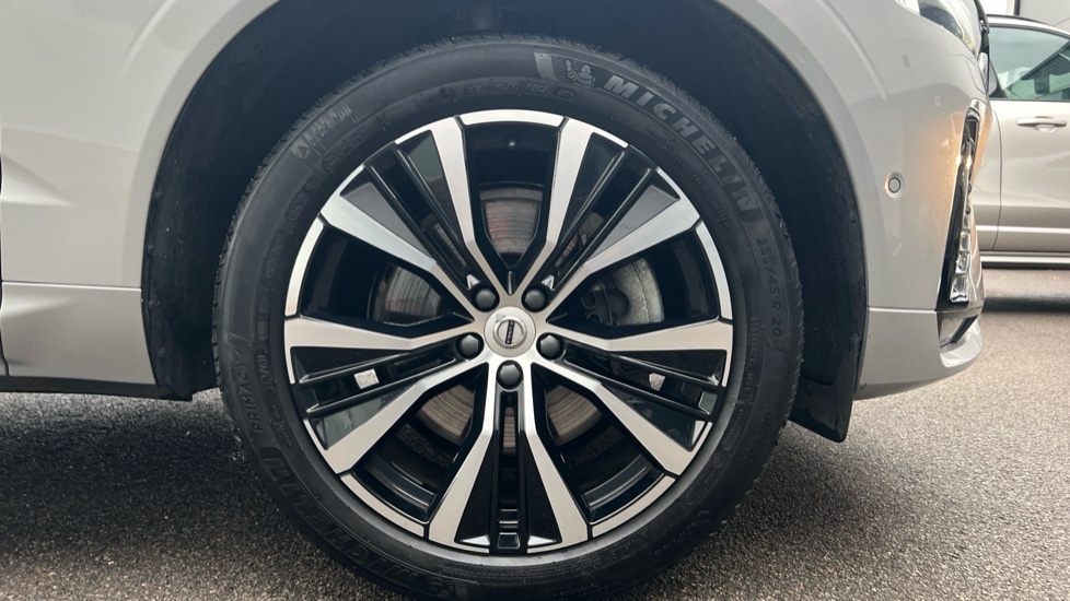 Used Volvo XC60 2025 for sale - 76914911: Photo 16