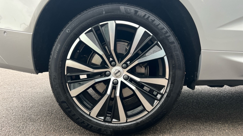 Used Volvo XC60 2025 for sale - 76914911: Photo 24