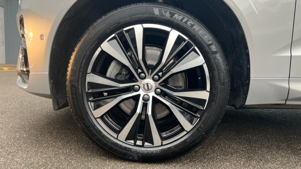 Used Volvo XC60 2025 for sale - 76914911: Photo 25