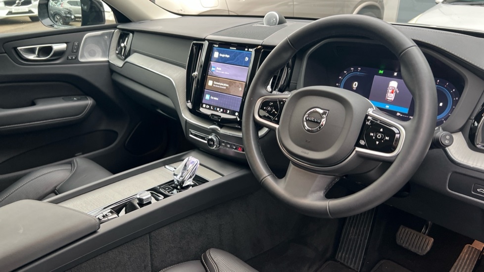 Used Volvo XC60 2025 for sale - 76914911: Photo 5