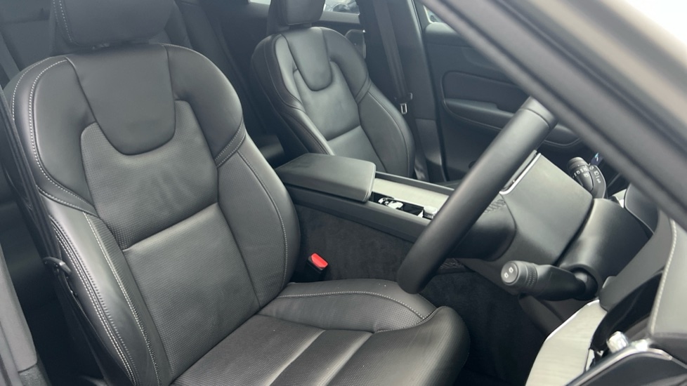 Used Volvo XC60 2025 for sale - 76914911: Photo 9