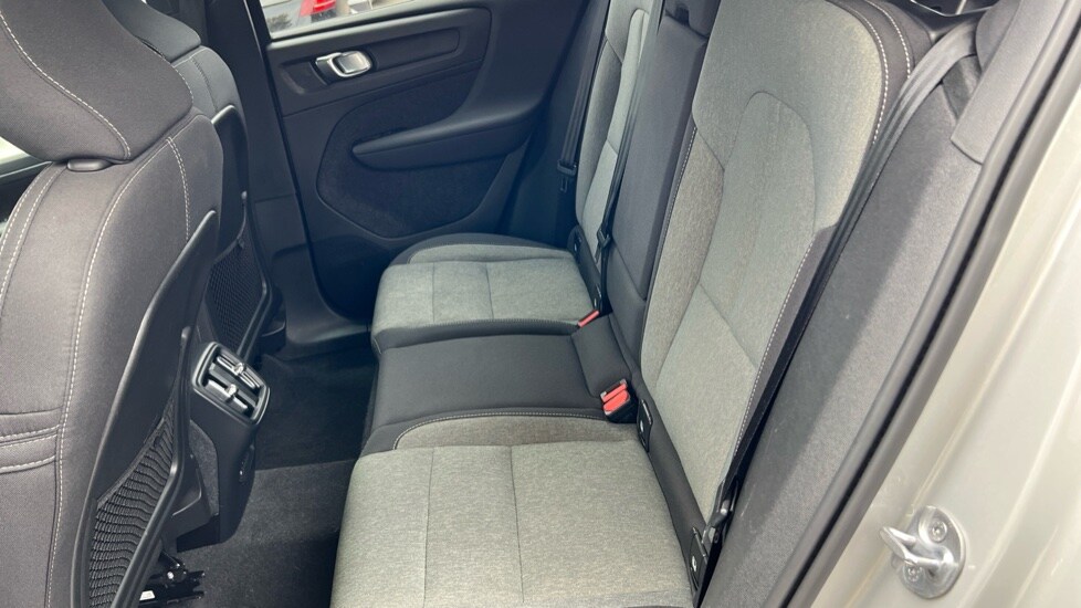 Used Volvo XC40 2023 for sale - 76948288: Photo 38