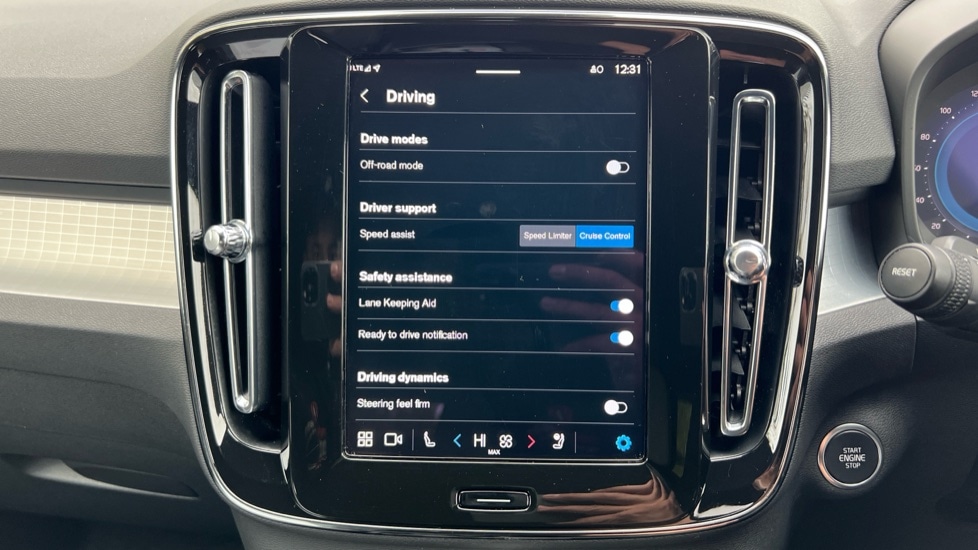 Used Volvo XC40 2023 for sale - 76948288: Photo 41