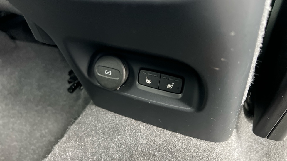 Used Volvo XC40 2023 for sale - 76948288: Photo 50