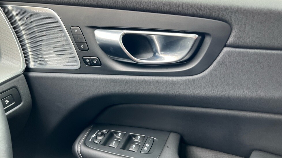 Used Volvo XC60 2025 for sale - 76575146: Photo 15