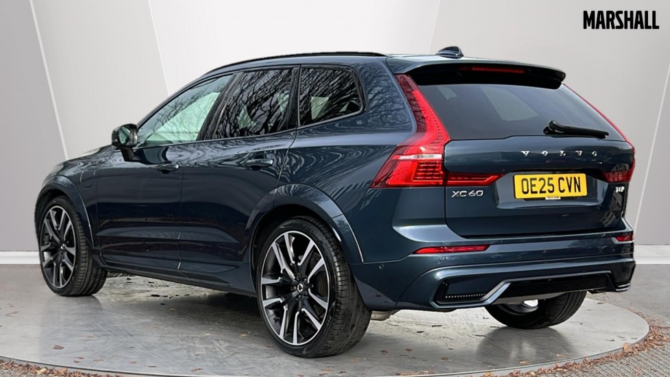 Used Volvo XC60 2025 for sale - 76575146: Photo 2