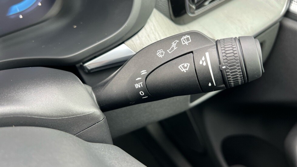 Used Volvo XC60 2025 for sale - 76575146: Photo 30