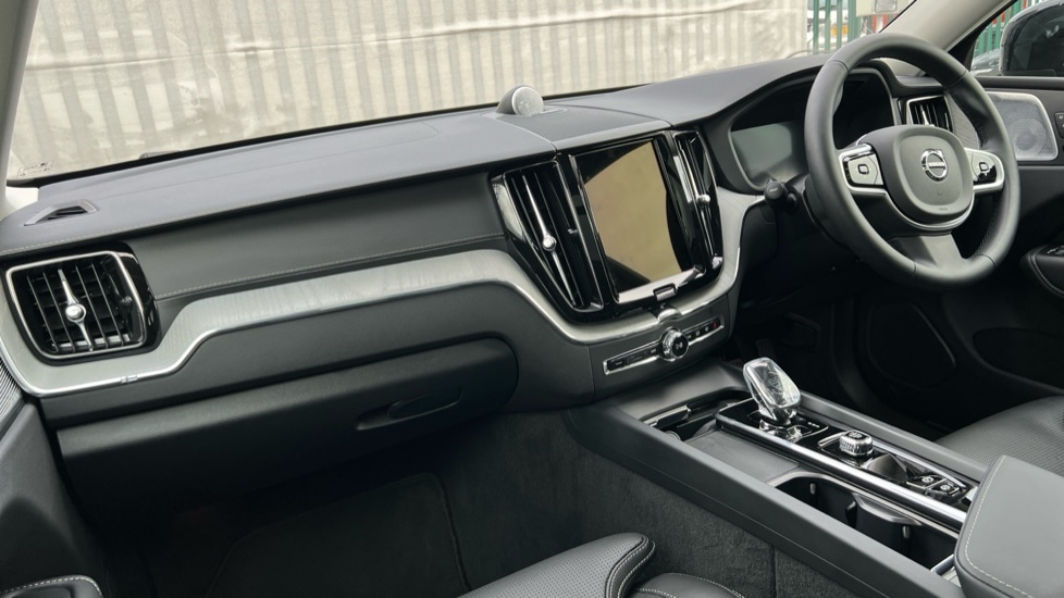 Used Volvo XC60 2025 for sale - 76575146: Photo 4