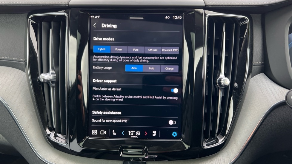 Used Volvo XC60 2025 for sale - 76575146: Photo 41