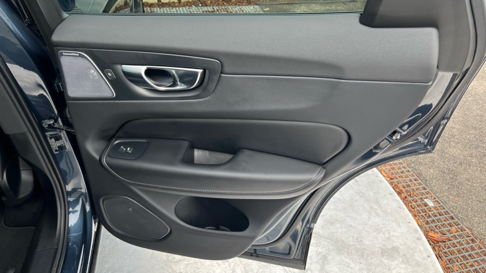 Used Volvo XC60 2025 for sale - 76575146: Photo 50