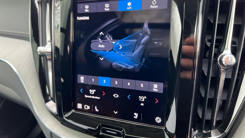 Used Volvo XC60 2025 for sale - 76575146: Photo 55