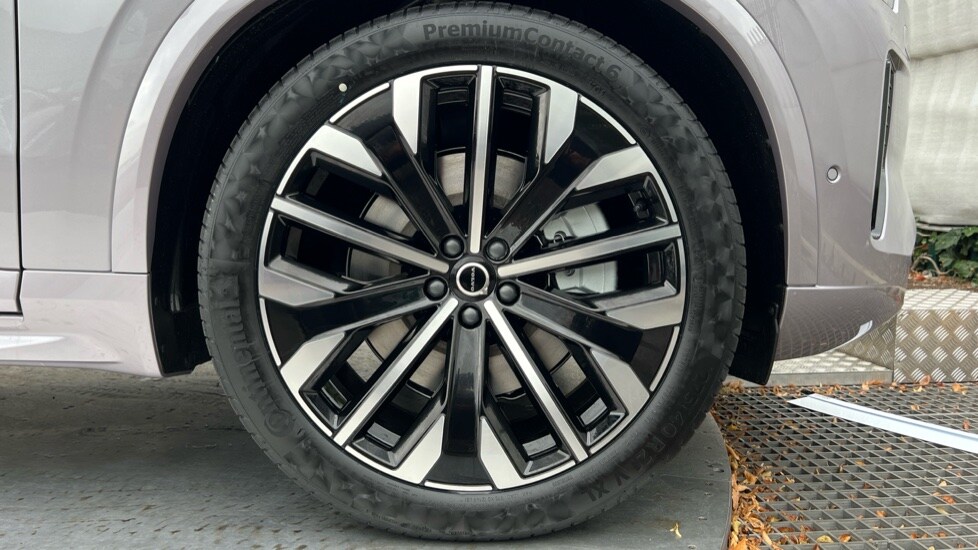 Used Volvo XC90 2025 for sale - 76112200: Photo 16